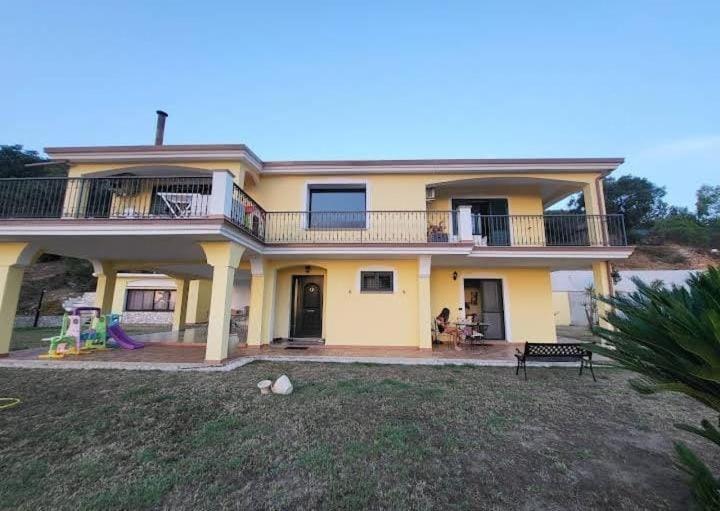 Il Panoramico Apartment Tortolì Екстериор снимка