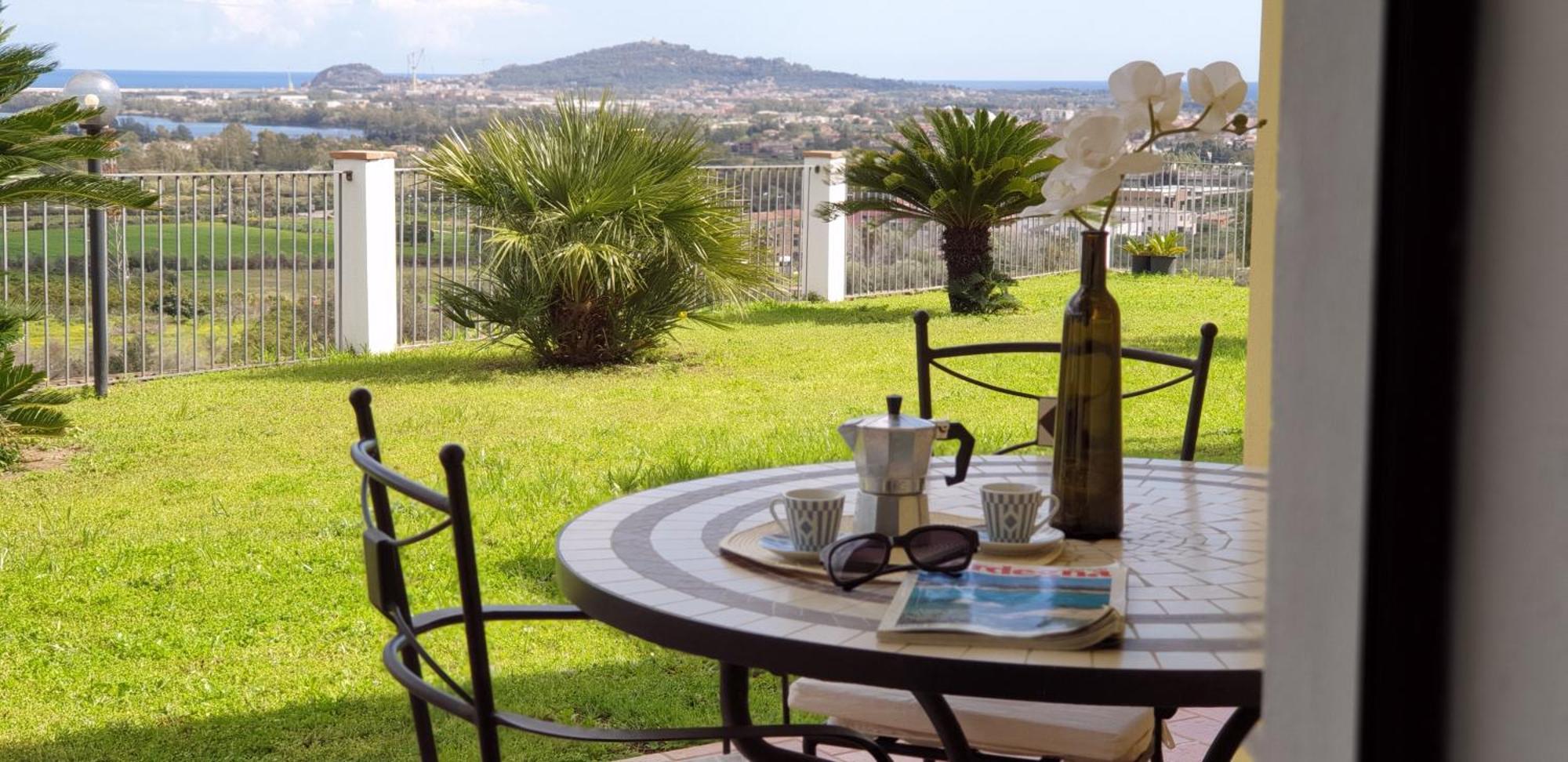 Il Panoramico Apartment Tortolì Екстериор снимка